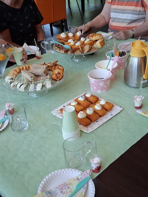 Hoge opkomst bij de High tea voor mantelzorgers